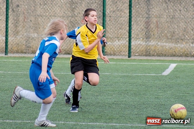 Zdjęcie w galerii na portalu naszraciborz.pl: Kanonada przy Wileńskiej wiadomości z regionu