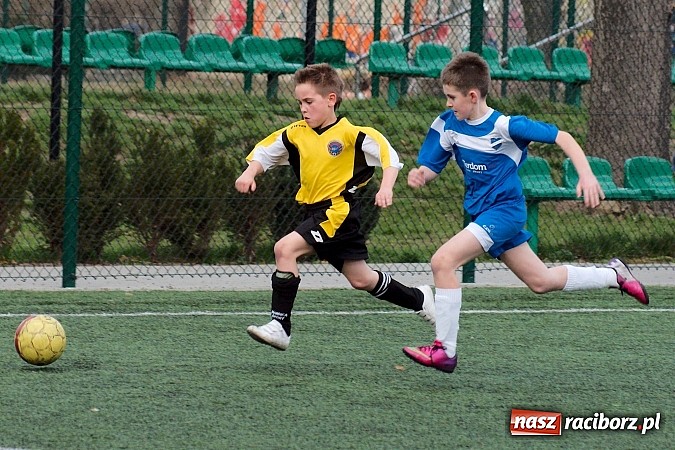 Zdjęcie w galerii na portalu naszraciborz.pl: Kanonada przy Wileńskiej wiadomości z regionu