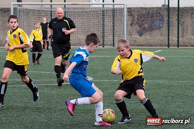 Zdjęcie w galerii na portalu naszraciborz.pl: Kanonada przy Wileńskiej wiadomości z regionu