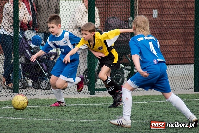 Zdjęcie w galerii na portalu naszraciborz.pl: Kanonada przy Wileńskiej wiadomości z regionu