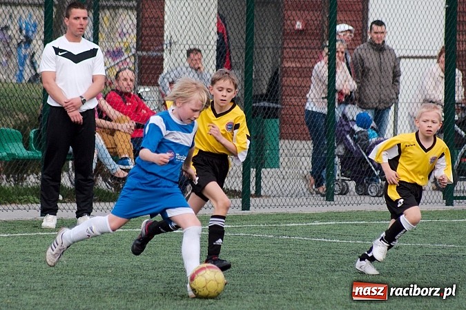 Zdjęcie w galerii na portalu naszraciborz.pl: Kanonada przy Wileńskiej wiadomości z regionu