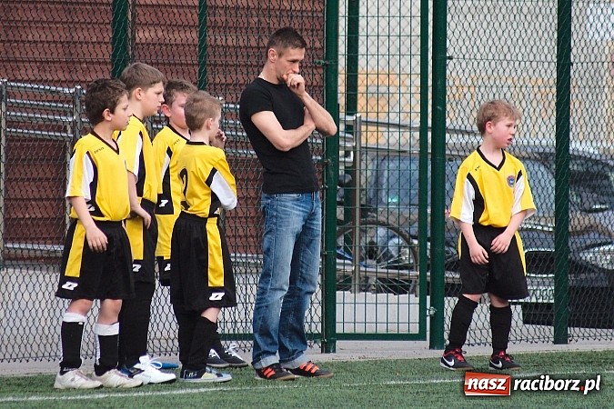 Zdjęcie w galerii na portalu naszraciborz.pl: Kanonada przy Wileńskiej wiadomości z regionu