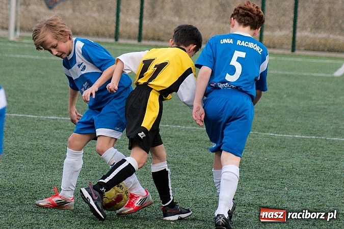 Zdjęcie w galerii na portalu naszraciborz.pl: Kanonada przy Wileńskiej wiadomości z regionu