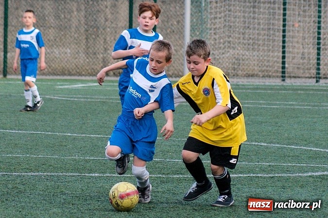 Zdjęcie w galerii na portalu naszraciborz.pl: Kanonada przy Wileńskiej wiadomości z regionu