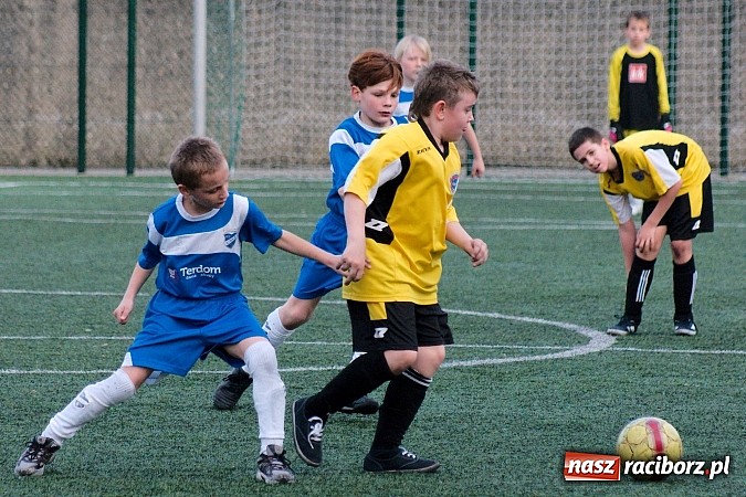 Zdjęcie w galerii na portalu naszraciborz.pl: Kanonada przy Wileńskiej wiadomości z regionu