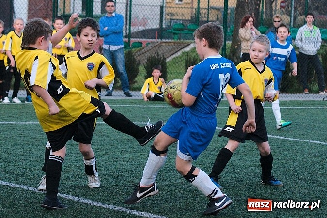 Zdjęcie w galerii na portalu naszraciborz.pl: Kanonada przy Wileńskiej wiadomości z regionu
