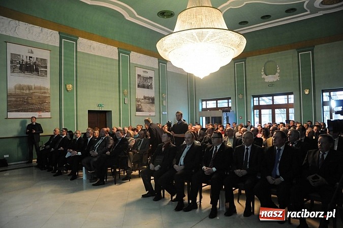 Zdjęcie w galerii na portalu naszraciborz.pl: SM Nowoczesna -  Filary Ziemi Raciborskiej wiadomości z regionu