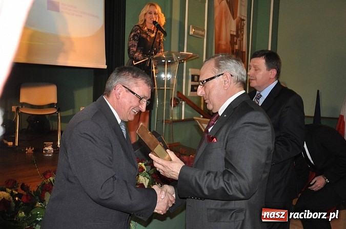 Zdjęcie w galerii na portalu naszraciborz.pl: SM Nowoczesna -  Filary Ziemi Raciborskiej wiadomości z regionu