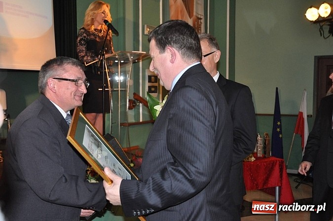 Zdjęcie w galerii na portalu naszraciborz.pl: SM Nowoczesna -  Filary Ziemi Raciborskiej wiadomości z regionu