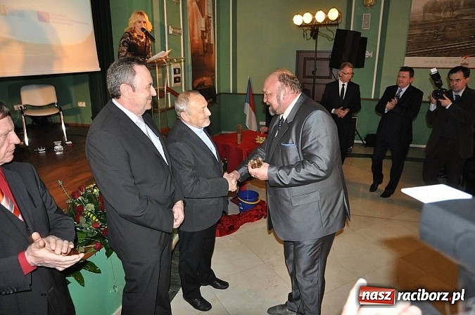 Zdjęcie w galerii na portalu naszraciborz.pl: SM Nowoczesna -  Filary Ziemi Raciborskiej wiadomości z regionu