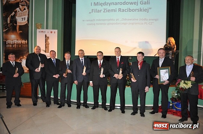 Zdjęcie w galerii na portalu naszraciborz.pl: SM Nowoczesna -  Filary Ziemi Raciborskiej wiadomości z regionu