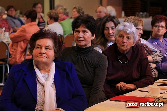 Zdjęcie w galerii na portalu naszraciborz.pl: Wszystko na temat dwujęzycznych tablic w Krzanowicach wiadomości z regionu