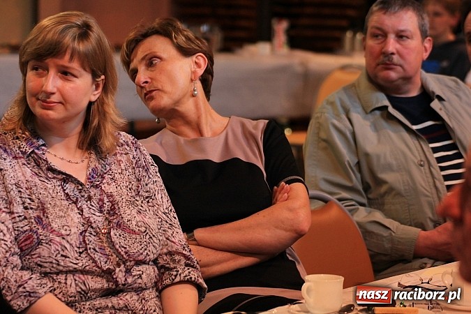 Zdjęcie w galerii na portalu naszraciborz.pl: Wszystko na temat dwujęzycznych tablic w Krzanowicach wiadomości z regionu