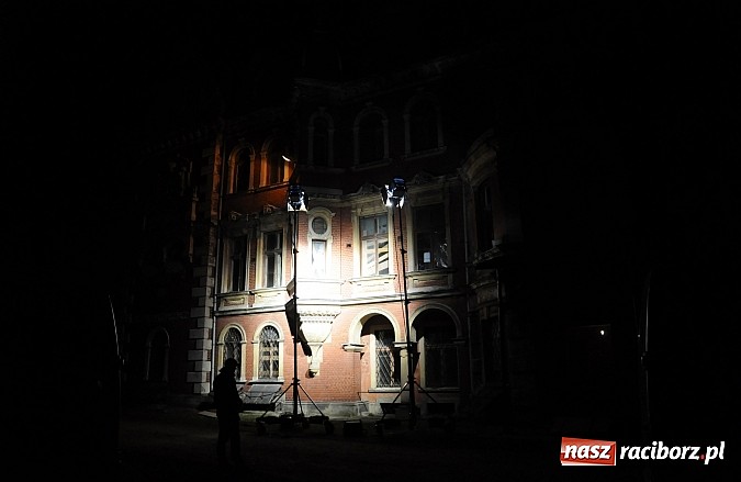 Zdjęcie w galerii na portalu naszraciborz.pl: Filmowcy opanowali pałac w Krowiarkach wiadomości z regionu