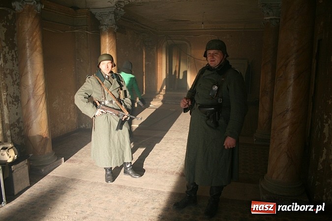 Zdjęcie w galerii na portalu naszraciborz.pl: Filmowcy opanowali pałac w Krowiarkach wiadomości z regionu