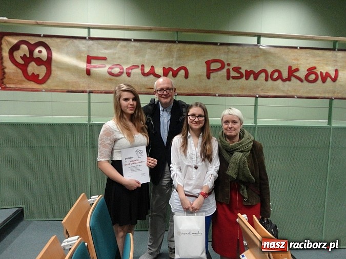 Zdjęcie w galerii na portalu naszraciborz.pl: Dyziowcy przywieźli z Gdyni cenne trofeum wiadomości z regionu