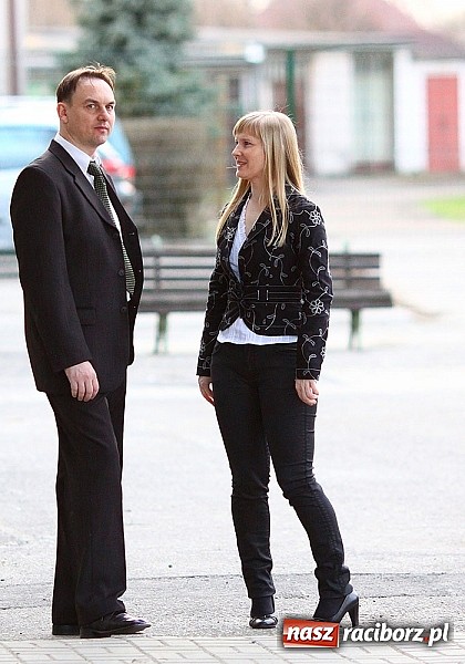 Zdjęcie w galerii na portalu naszraciborz.pl: W Kuźni oddali hołd ofiarom zbrodni katyńskiej wiadomości z regionu