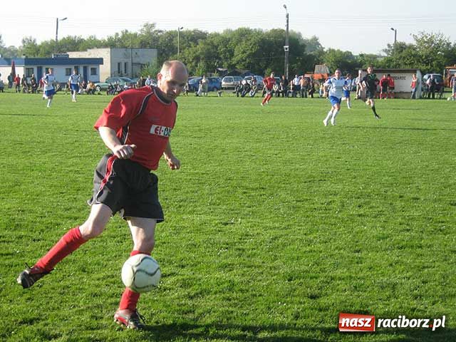 Zdjęcie w galerii na portalu naszraciborz.pl: Przerwana passa Chałupek wiadomości z regionu