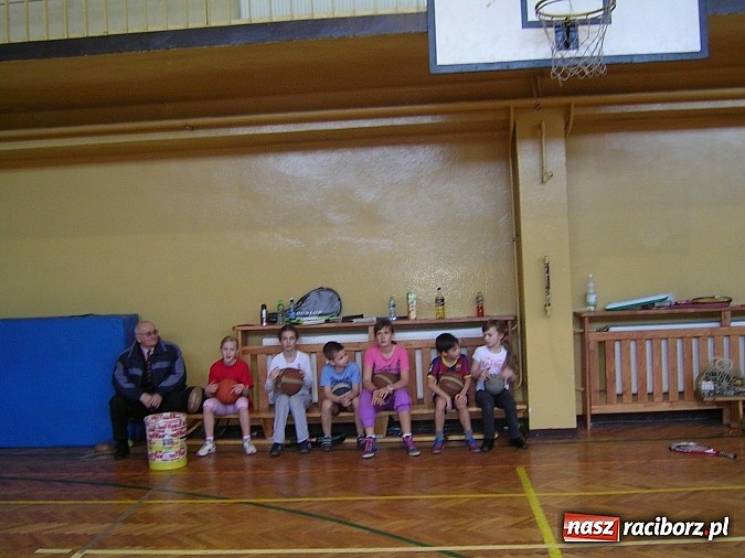 Zdjęcie w galerii na portalu naszraciborz.pl: Wielobój sportowy u tenisistów   wiadomości z regionu