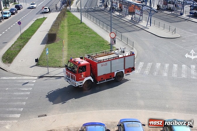 Zdjęcie w galerii na portalu naszraciborz.pl: Złośliwy fałszywy alarm postawił strażaków na nogi wiadomości z regionu