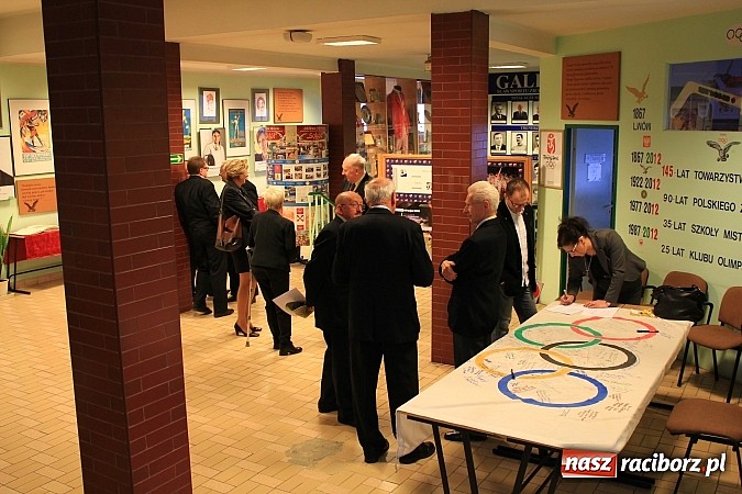 Zdjęcie w galerii na portalu naszraciborz.pl: Centralne Obchody Dnia Olimpijczyka po raz 1. w Raciborzu wiadomości z regionu