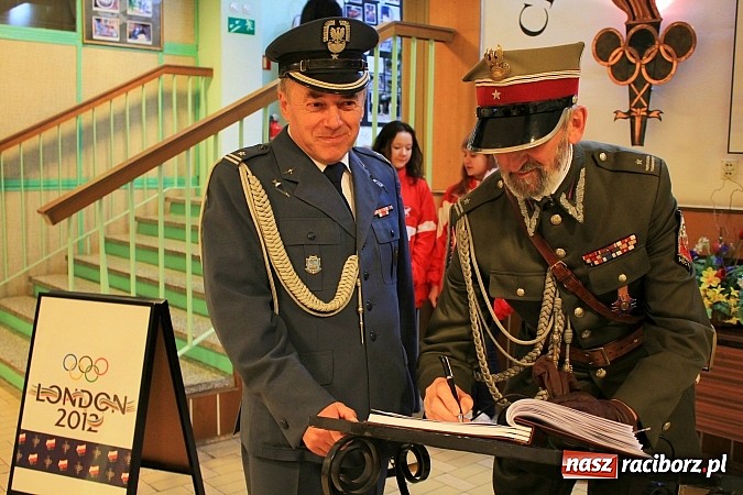 Zdjęcie w galerii na portalu naszraciborz.pl: Centralne Obchody Dnia Olimpijczyka po raz 1. w Raciborzu wiadomości z regionu