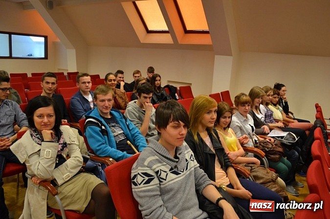 Zdjęcie w galerii na portalu naszraciborz.pl: Olimpijczycy w SMS-ie i na zamku wiadomości z regionu