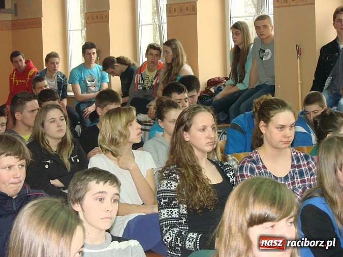 Zdjęcie w galerii na portalu naszraciborz.pl: Olimpijczycy w SMS-ie i na zamku wiadomości z regionu