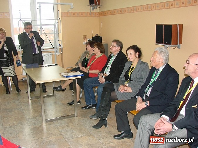 Zdjęcie w galerii na portalu naszraciborz.pl: Olimpijczycy w SMS-ie i na zamku wiadomości z regionu