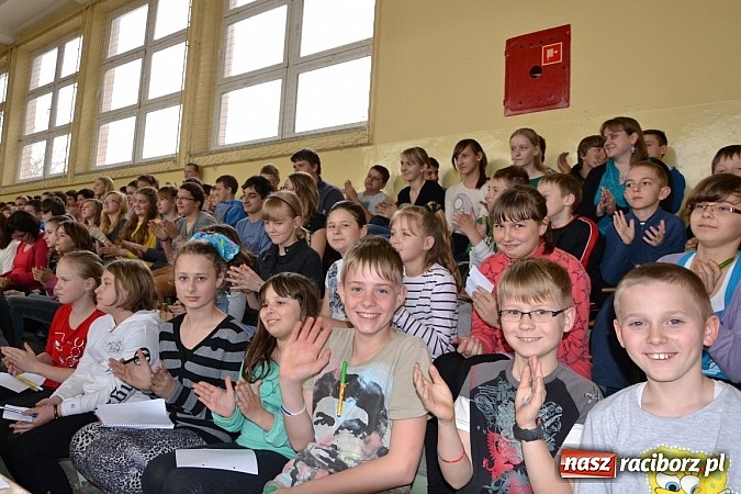 Zdjęcie w galerii na portalu naszraciborz.pl: Olimpijczycy odwiedzili Tworków wiadomości z regionu