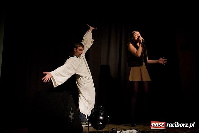 Zdjęcie w galerii na portalu naszraciborz.pl: Odlot z kukułczego gniazda... wiadomości z regionu