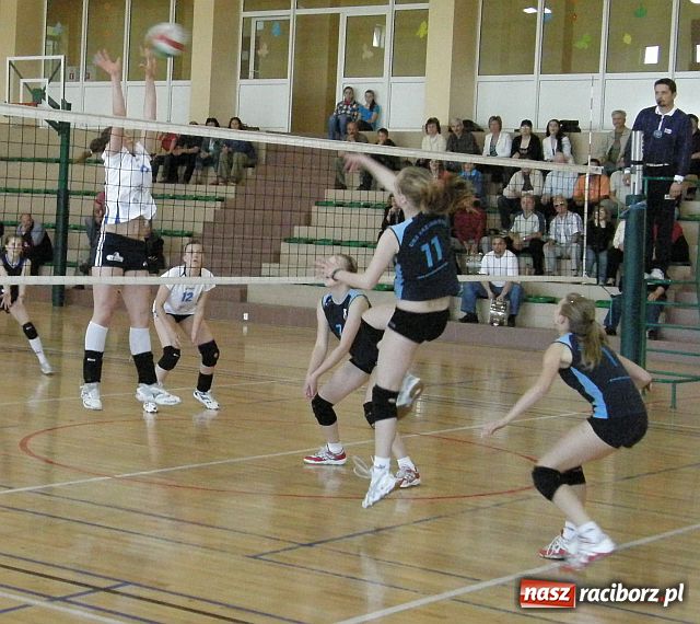 Zdjęcie w galerii na portalu naszraciborz.pl: Krzanowice najlepsze w półfinale Mistrzostw Polski Młodziczek wiadomości z regionu