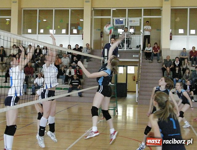 Zdjęcie w galerii na portalu naszraciborz.pl: Krzanowice najlepsze w półfinale Mistrzostw Polski Młodziczek wiadomości z regionu