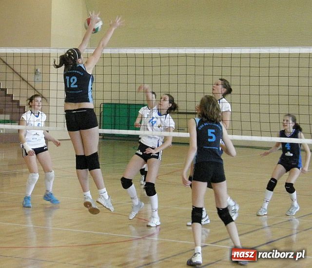 Zdjęcie w galerii na portalu naszraciborz.pl: Krzanowice najlepsze w półfinale Mistrzostw Polski Młodziczek wiadomości z regionu