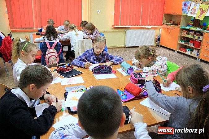 Zdjęcie w galerii na portalu naszraciborz.pl: Warsztaty języka angielskiego w PWSZ wiadomości z regionu