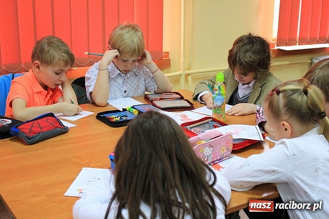 Zdjęcie w galerii na portalu naszraciborz.pl: Warsztaty języka angielskiego w PWSZ wiadomości z regionu