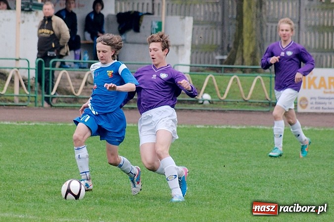 Zdjęcie w galerii na portalu naszraciborz.pl: MKP Odra Centrum lepsza od Ikara wiadomości z regionu