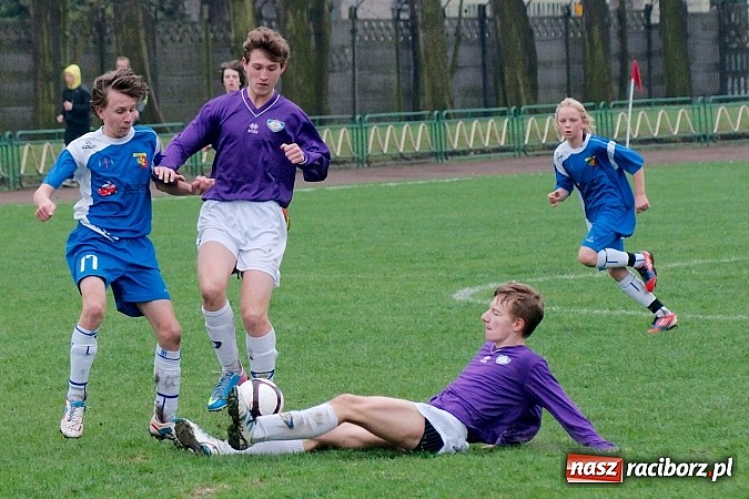 Zdjęcie w galerii na portalu naszraciborz.pl: MKP Odra Centrum lepsza od Ikara wiadomości z regionu