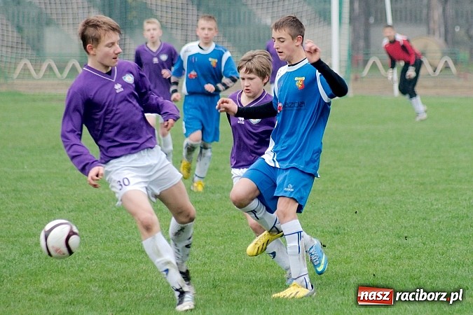 Zdjęcie w galerii na portalu naszraciborz.pl: MKP Odra Centrum lepsza od Ikara wiadomości z regionu