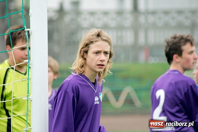 Zdjęcie w galerii na portalu naszraciborz.pl: MKP Odra Centrum lepsza od Ikara wiadomości z regionu