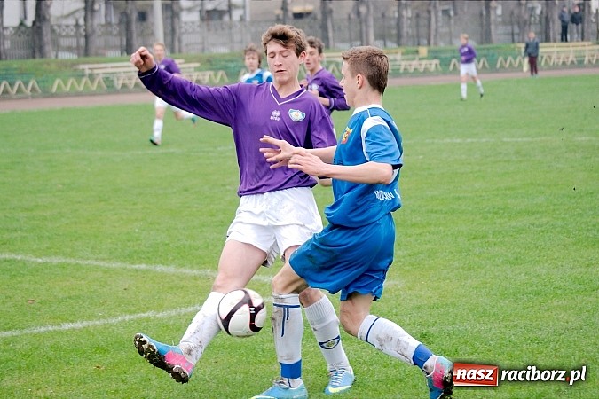 Zdjęcie w galerii na portalu naszraciborz.pl: MKP Odra Centrum lepsza od Ikara wiadomości z regionu