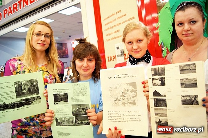 Zdjęcie w galerii na portalu naszraciborz.pl: Zespół Szkół Zawodowych pokazał to, co ma najlepszego wiadomości z regionu