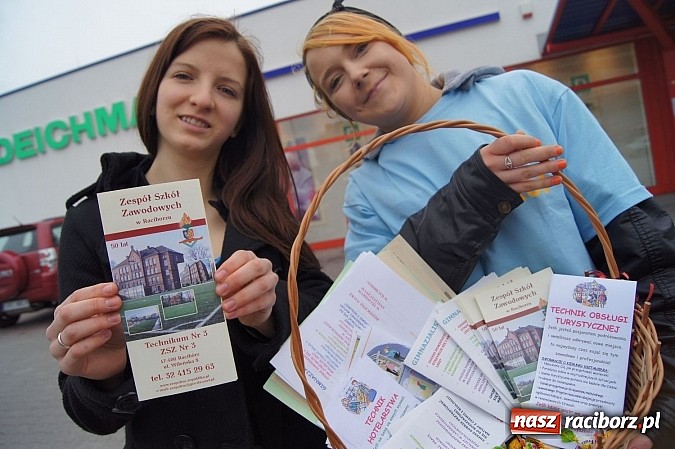 Zdjęcie w galerii na portalu naszraciborz.pl: Zespół Szkół Zawodowych pokazał to, co ma najlepszego wiadomości z regionu