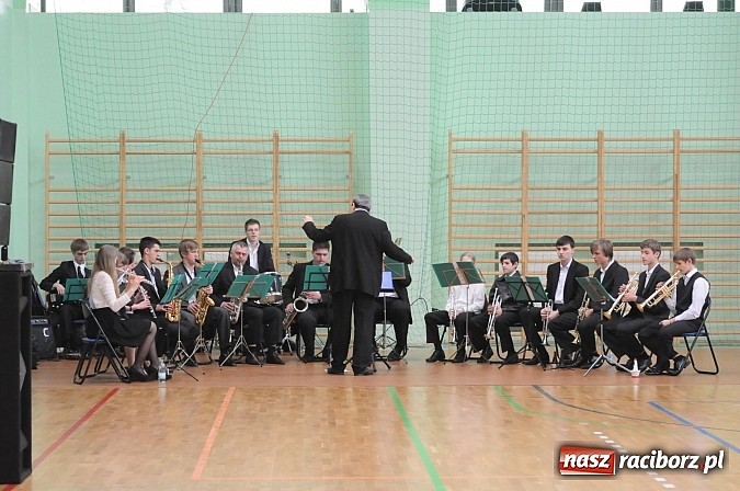 Zdjęcie w galerii na portalu naszraciborz.pl: Sławy polskiego sportu zjechały do Raciborza wiadomości z regionu