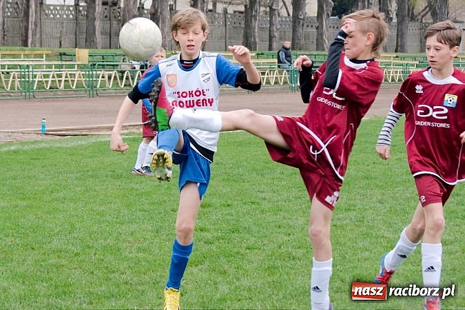 Zdjęcie w galerii na portalu naszraciborz.pl: Najmłodszy na boisku zapewnił Unii komplet punktów wiadomości z regionu