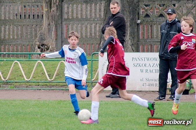 Zdjęcie w galerii na portalu naszraciborz.pl: Najmłodszy na boisku zapewnił Unii komplet punktów wiadomości z regionu