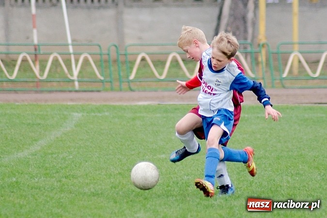Zdjęcie w galerii na portalu naszraciborz.pl: Najmłodszy na boisku zapewnił Unii komplet punktów wiadomości z regionu