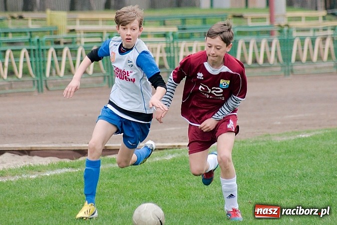 Zdjęcie w galerii na portalu naszraciborz.pl: Najmłodszy na boisku zapewnił Unii komplet punktów wiadomości z regionu