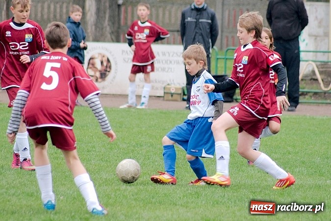 Zdjęcie w galerii na portalu naszraciborz.pl: Najmłodszy na boisku zapewnił Unii komplet punktów wiadomości z regionu