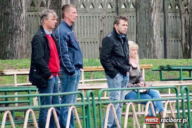 Zdjęcie w galerii na portalu naszraciborz.pl: Najmłodszy na boisku zapewnił Unii komplet punktów wiadomości z regionu